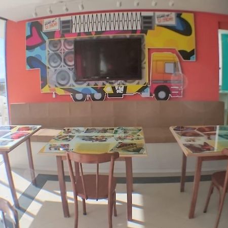 Apartamento Temporada Farol Barra Flat サルバドール エクステリア 写真